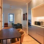 Les Deux Mariettes Maison Rose Lisboa
