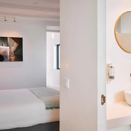 Les Deux Mariettes Maison Rose